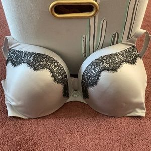 Victoria’s Secret push up bra